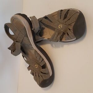 Keen Sandals Women's Size 10 Tan